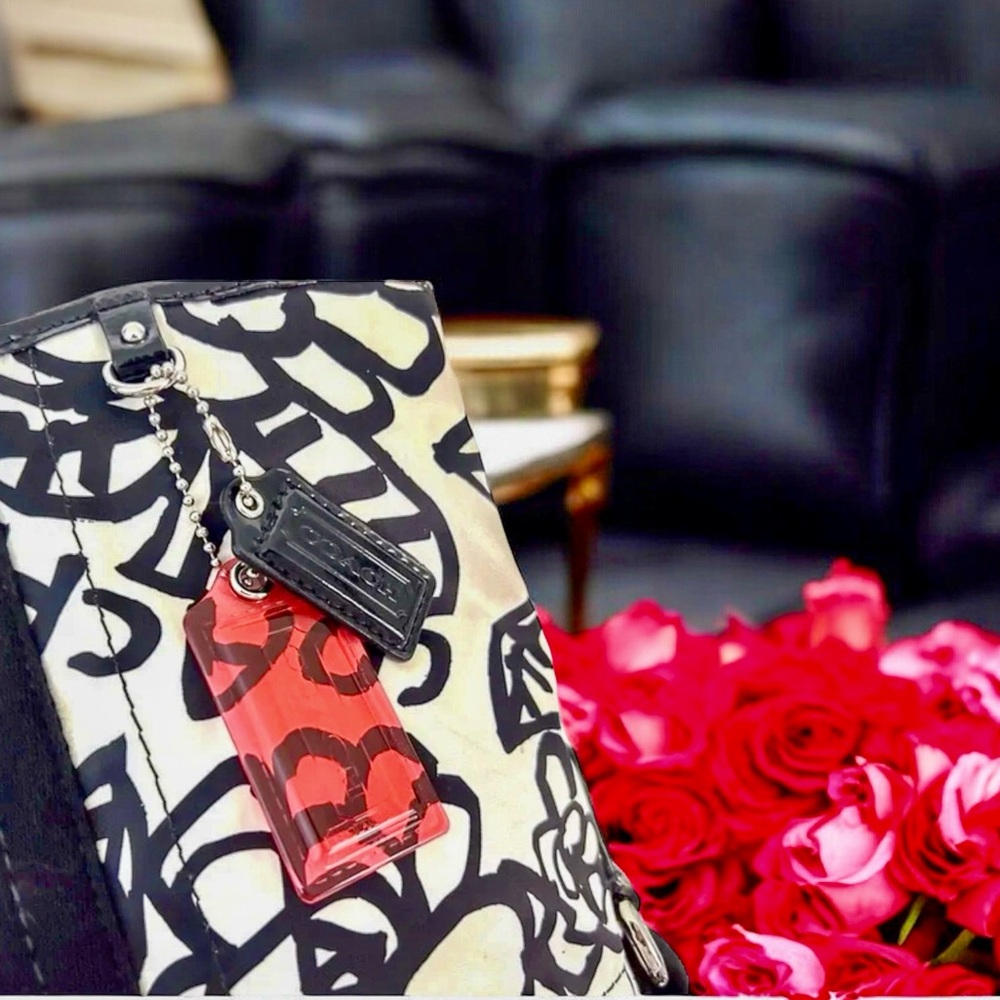COACH Poppy Kyra Floral Graffiti Tote - Picture 5 of 10